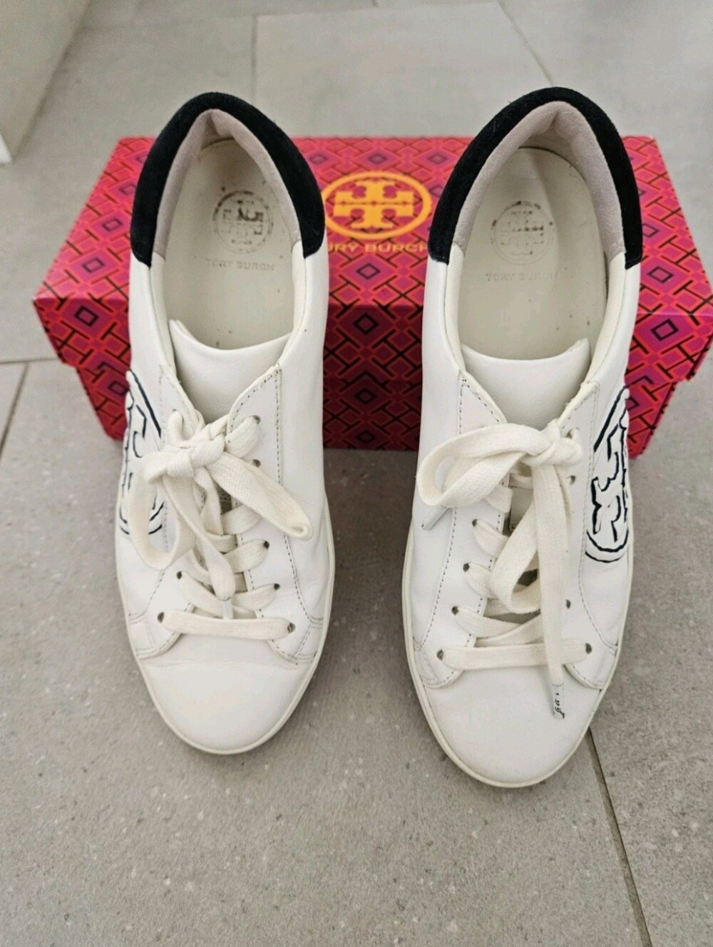 💖Tory Burch White Leather Logo Low-Top Sneaker size 7 💖 - Picture 10 of 10
